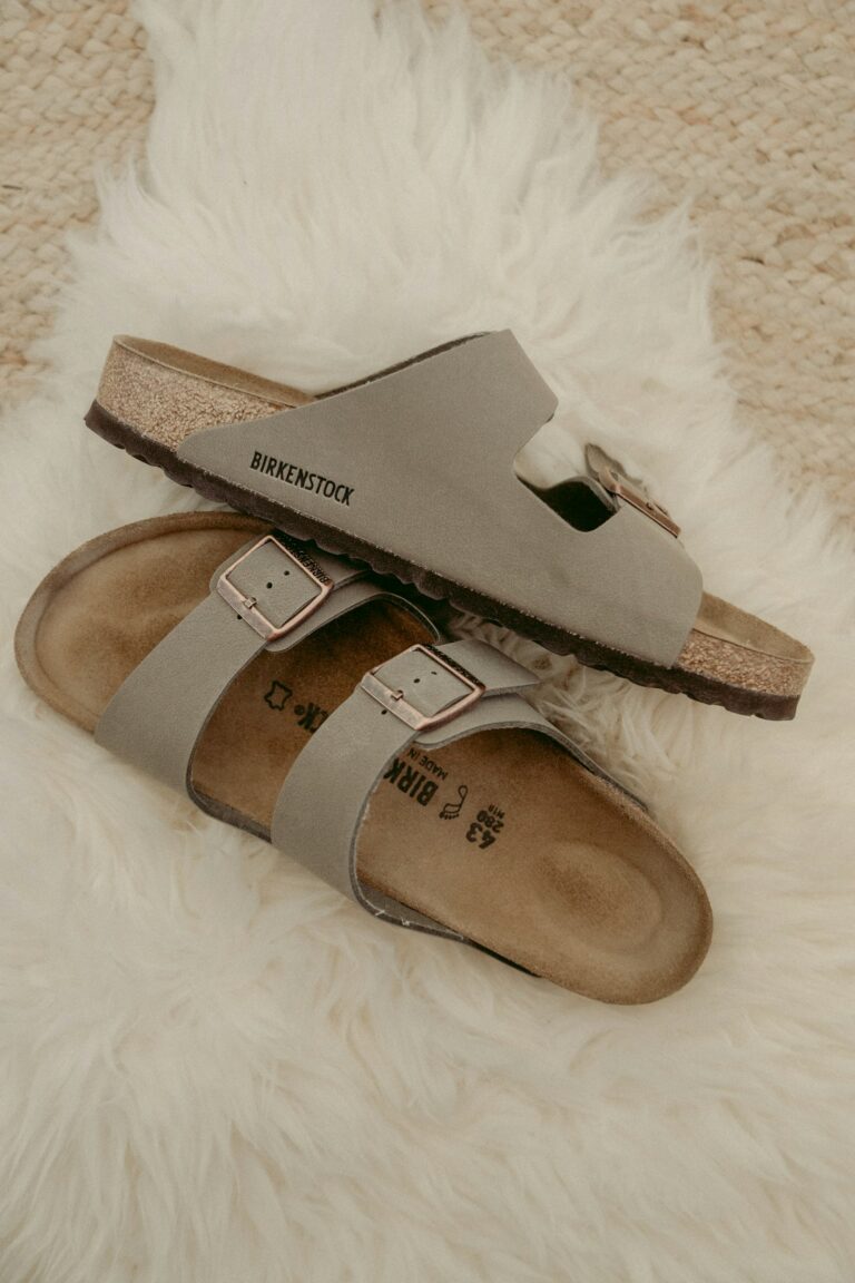Tendances chaussures et claquettes en Tunisie – Saison été 2026