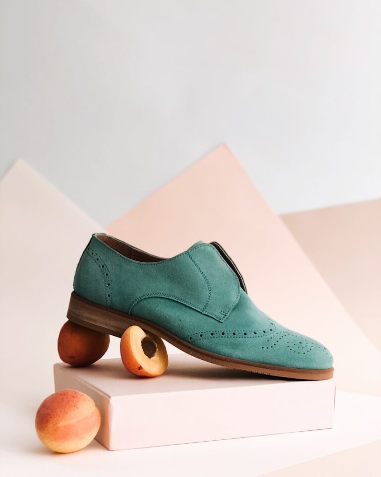 Claquettes femme : style et praticité pour toutes les occasions
